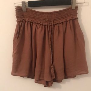 Wilfred elastic/shirred waist shorts